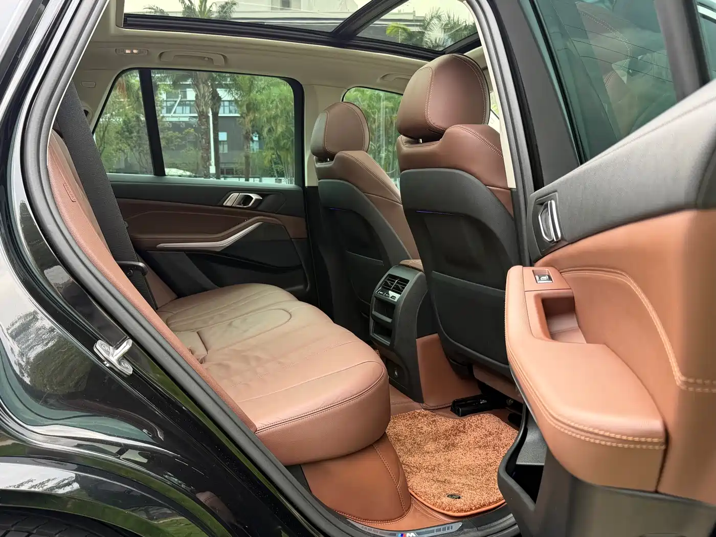 BMW X5 (Import) 2019 xDrive40i M Sport Package фото 11