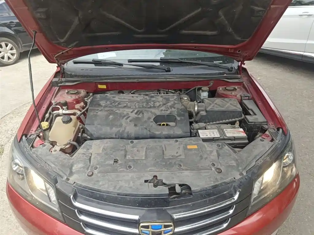 Фото 20 - Geely Emgrand