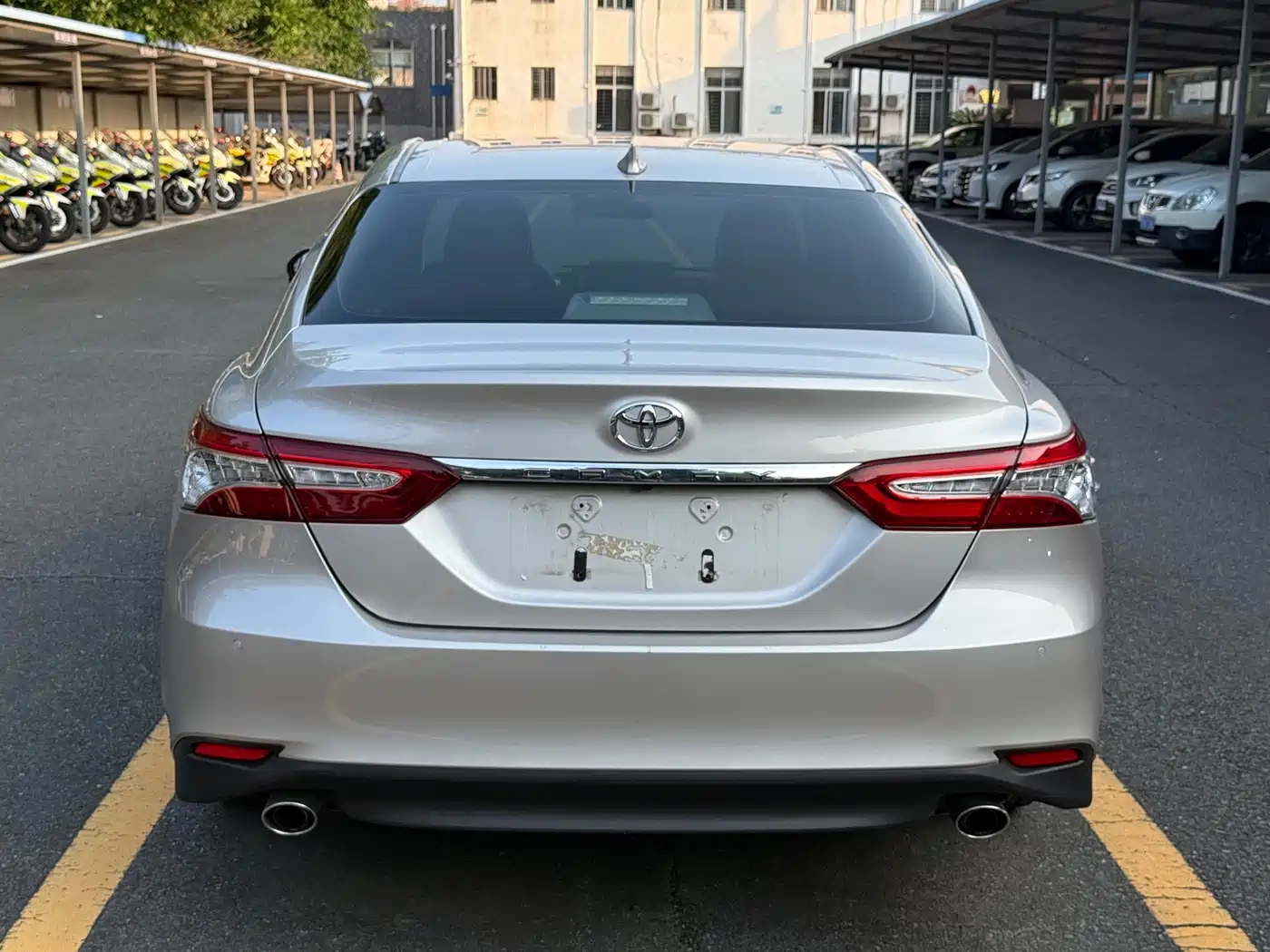 Toyota Camry 2021 2.0G Luxury Edition фото 5