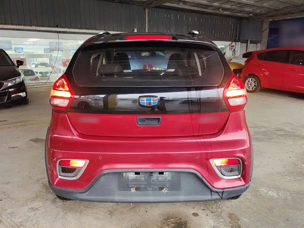 Geely Yuanjing X1 2017 2017 1.3L Auto Fun Edition