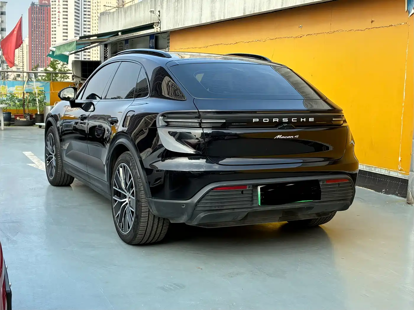 Porsche Macan EV 2024 Macan 4 фото 4