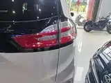 Фото 8 - Ford Edge