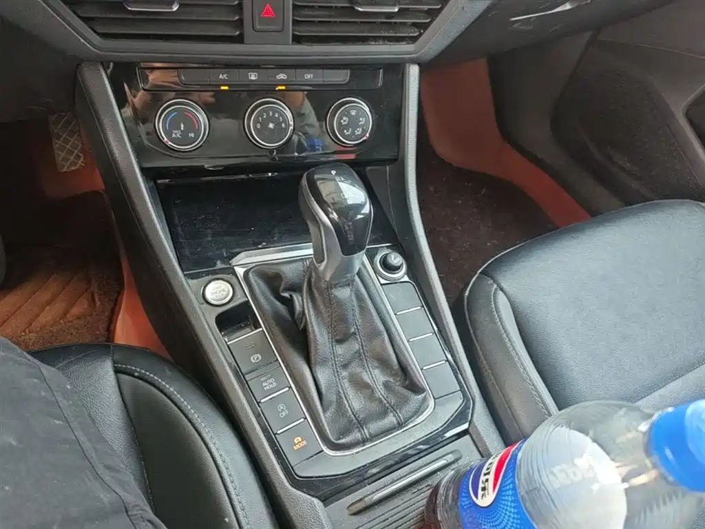 Volkswagen Sagitar 2019 280TSI DSG Comfort Edition China VI фото 14
