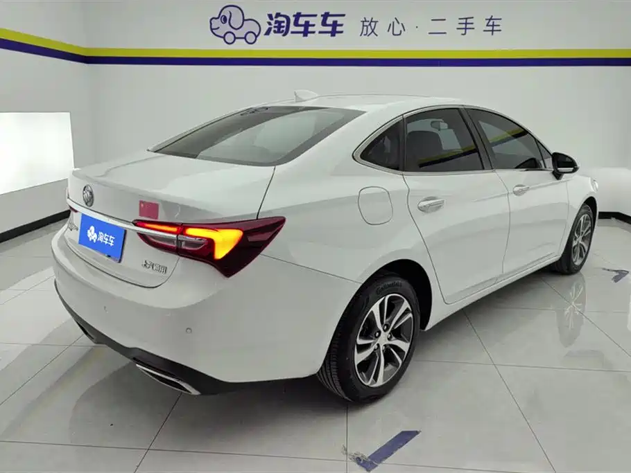 Buick Verano 2020 20T CVT Leading фото 3