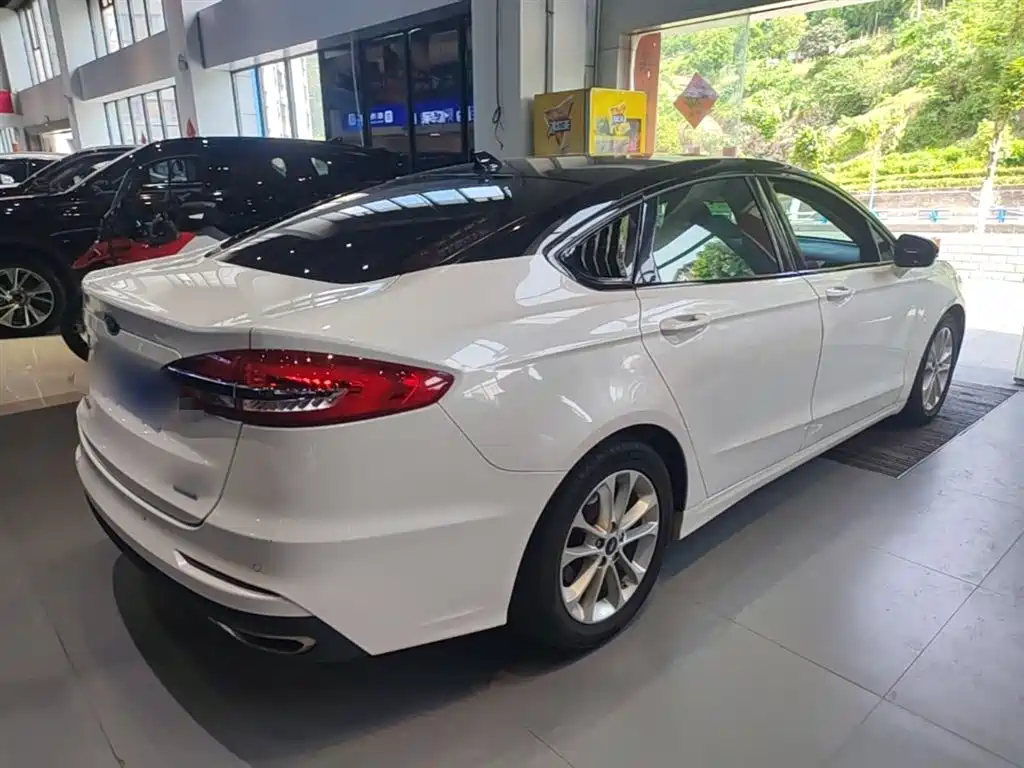 FORD MONDEO