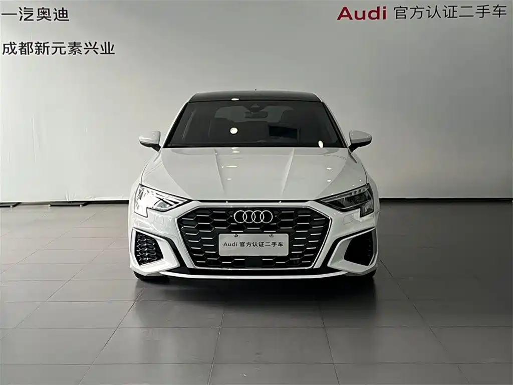 Audi A3 2024 Model Sportback 35 TFSI Fashion Sport фото 2