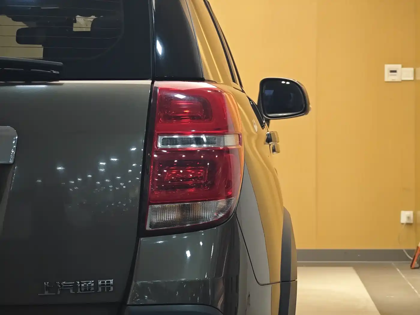 Chevrolet Captiva 2017 2.4L 2WD Urban Edition 5-Seater фото 24