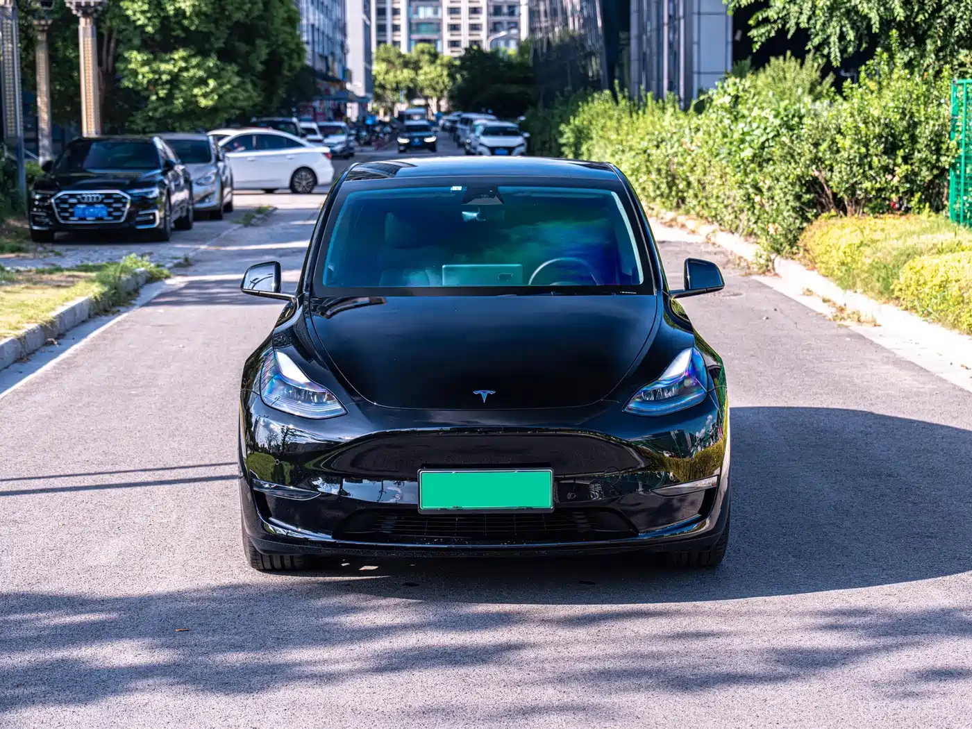 Photo 2 - Tesla Model Y