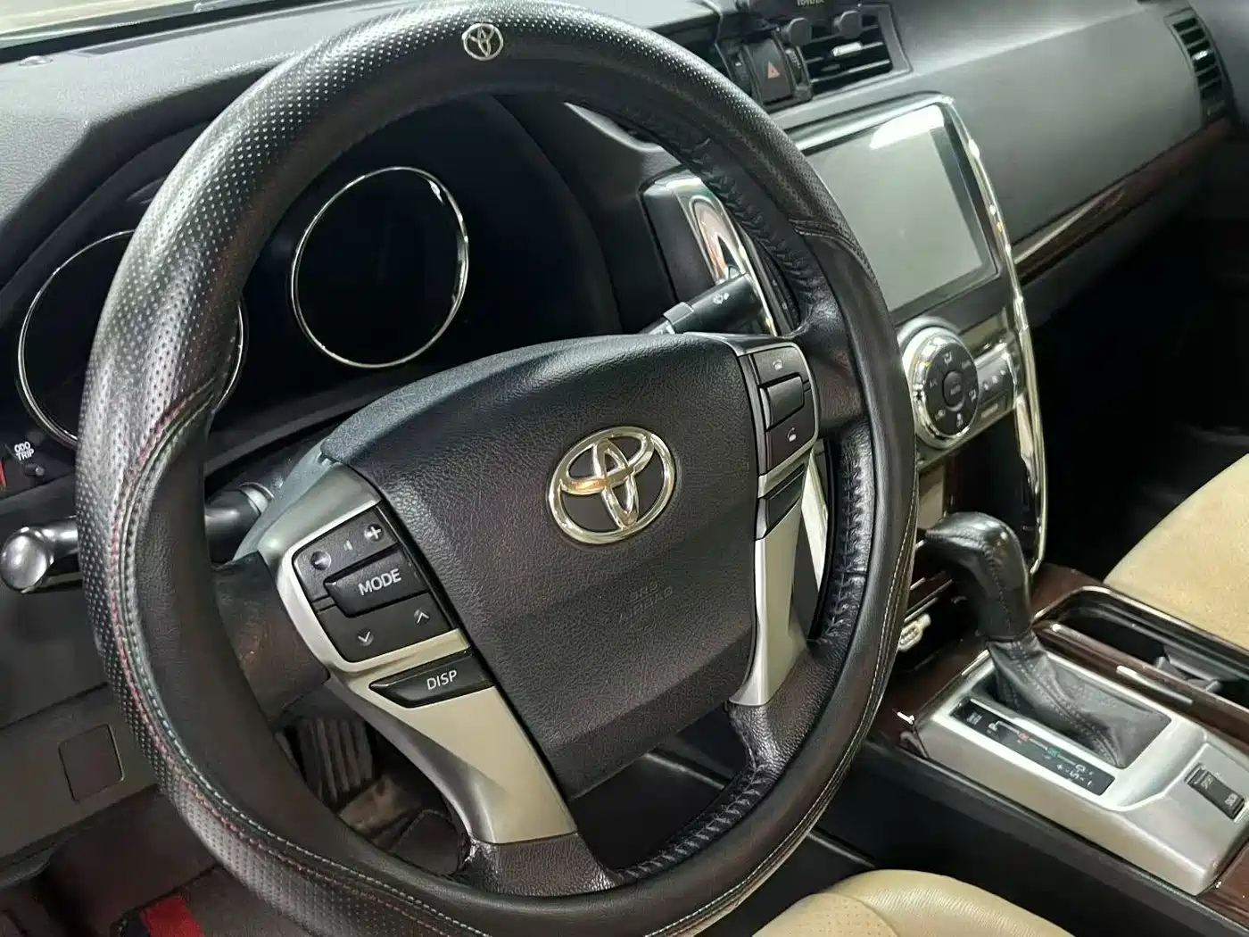 Toyota Reiz 2013 2.5V Premium Edition фото 4