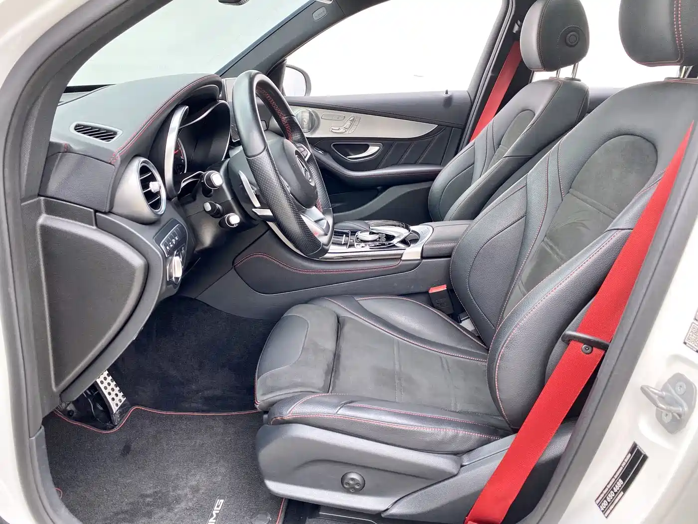 Mercedes-Benz GLC AMG 2017 AMG GLC 43 4MATIC Special Edition фото 12