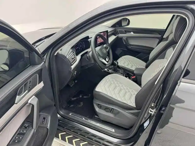 Volkswagen Tayron 2023 280TSI 2WD Luxury Plus Advanced Edition фото 11