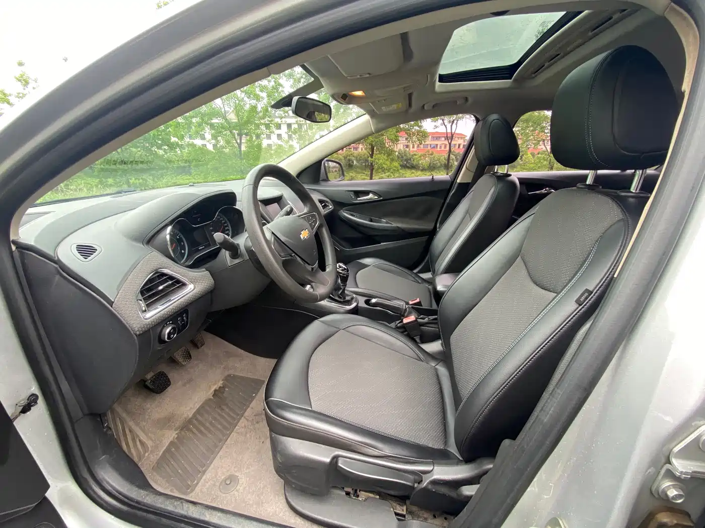 Chevrolet Cruze 2015 1.5L Manual Elite Edition фото 10