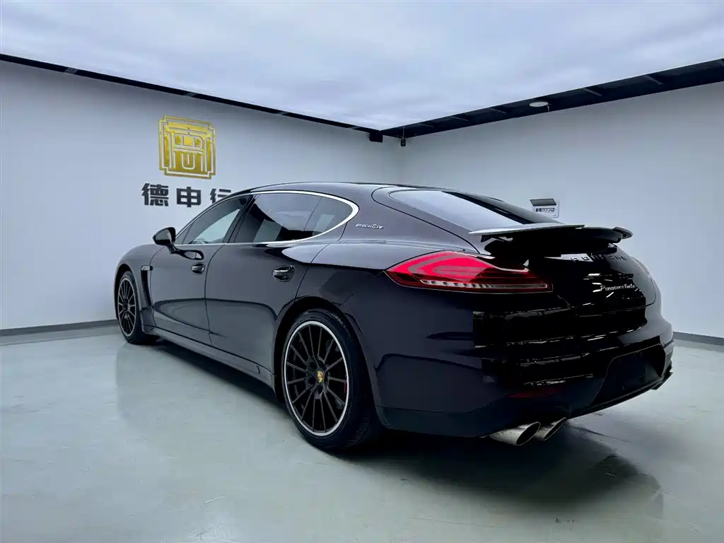 Porsche Panamera 2014 Panamera Turbo Executive 4.8T фото 4
