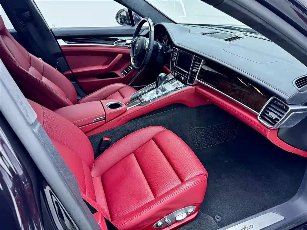 Porsche Panamera 2014 Panamera Turbo Executive 4.8T фото 21