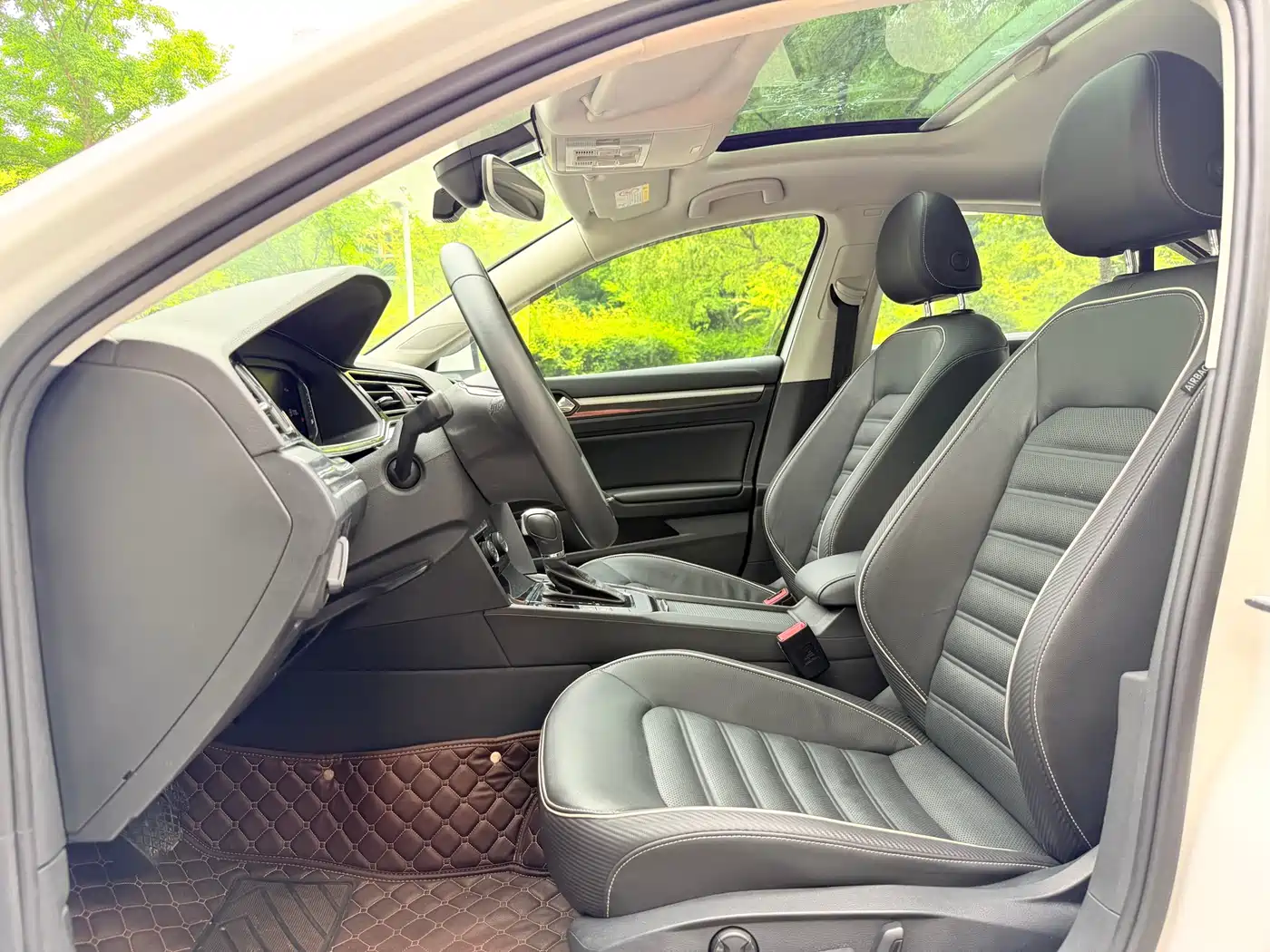 Volkswagen Lamando 2019 280TSI DSG Luxury Edition China V фото 11