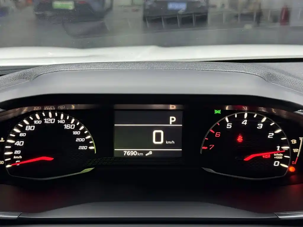 Peugeot 2008 2023 2022 230THP THE ONE