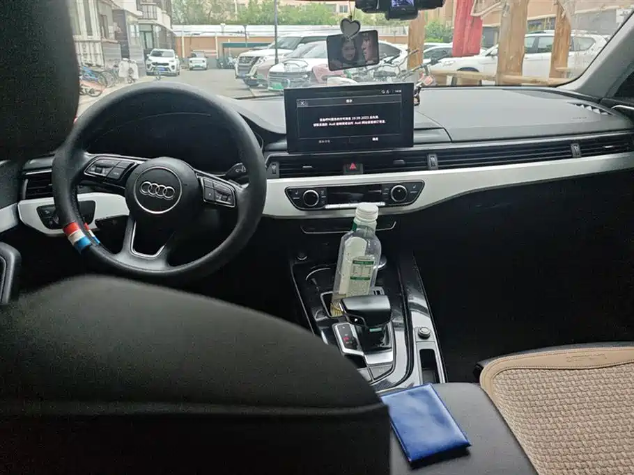 Audi A4L 2020 40 TFSI Luxury Dynamic фото 12
