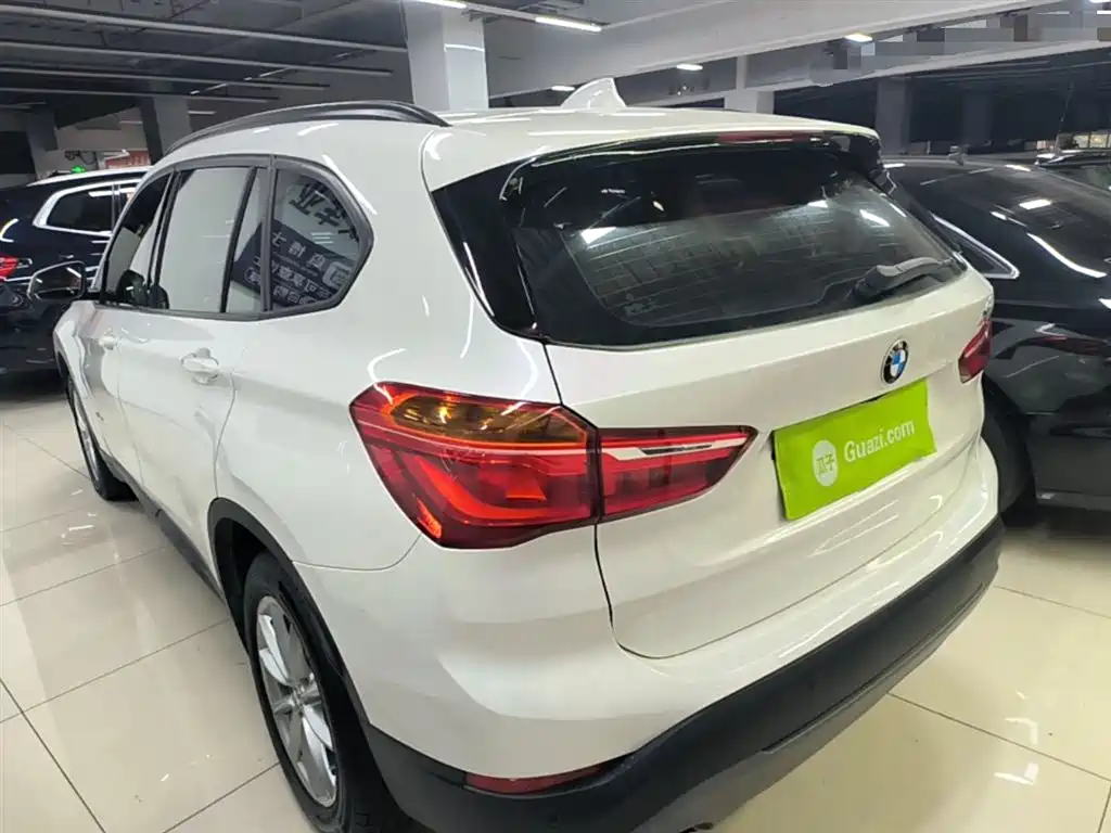 BMW X1 2016 sDrive18Li Fashion Model фото 5