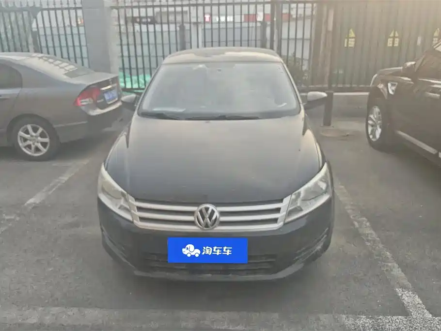 Volkswagen Santana 2013 1.4L Manual Trend Edition фото 2
