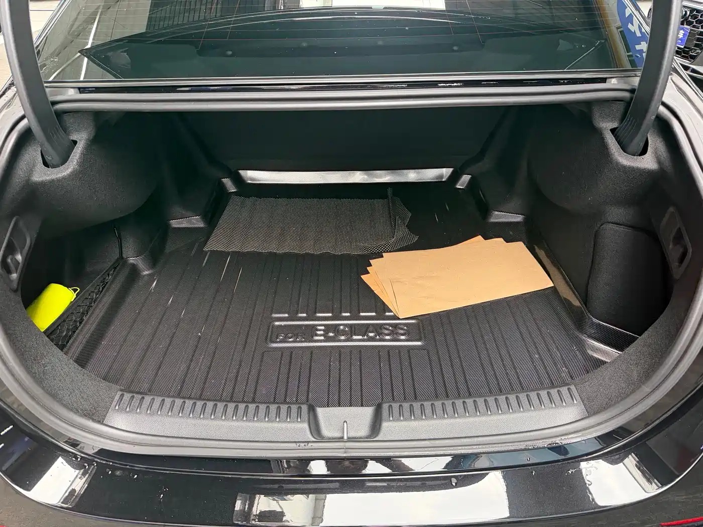 Mercedes-Benz E-Class 2025 E 300 L Luxury фото 18