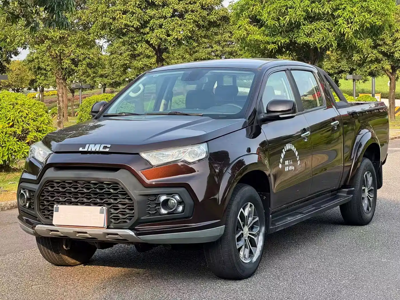 Jiangling Yuhu 7 2020 2020 Model 2.0T Diesel Manual 2WD Comfort Short Wheelbase China VI JX4D20A6L