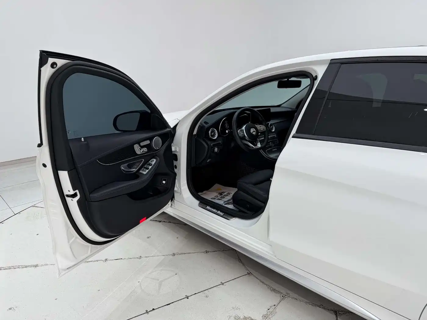 Mercedes-Benz C-Class 2021 C 260 L Sport Starry Exclusive Edition фото 10