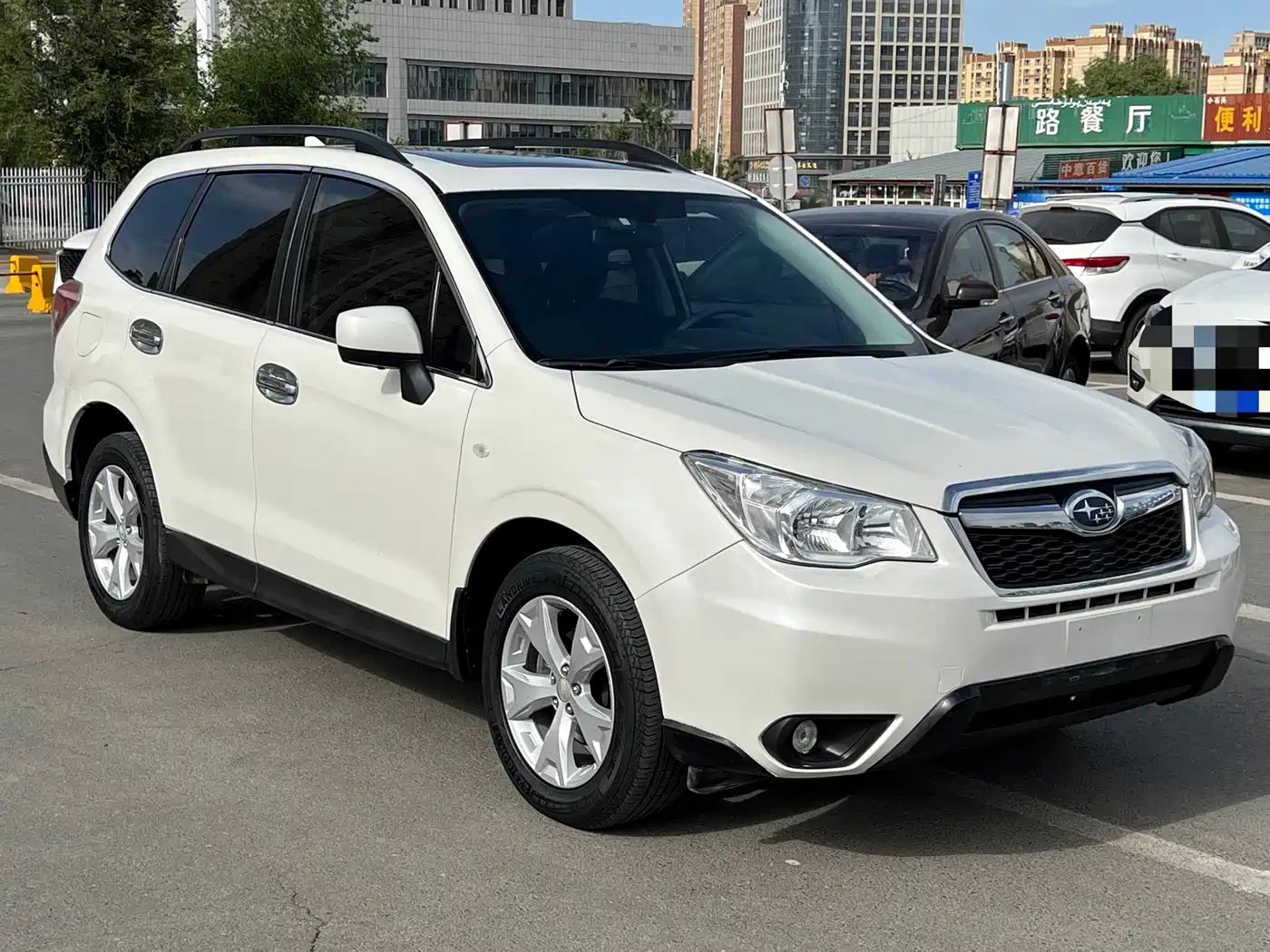 Subaru Forester 2014 2.5i Automatic Elite Edition фото 3