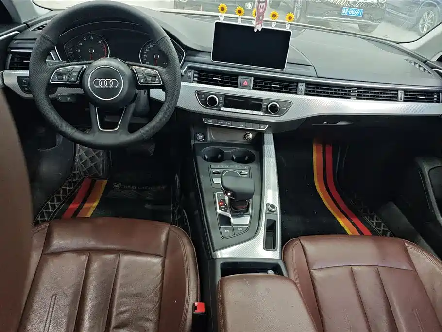 Audi A4L 2017 40 TFSI Progressive фото 12
