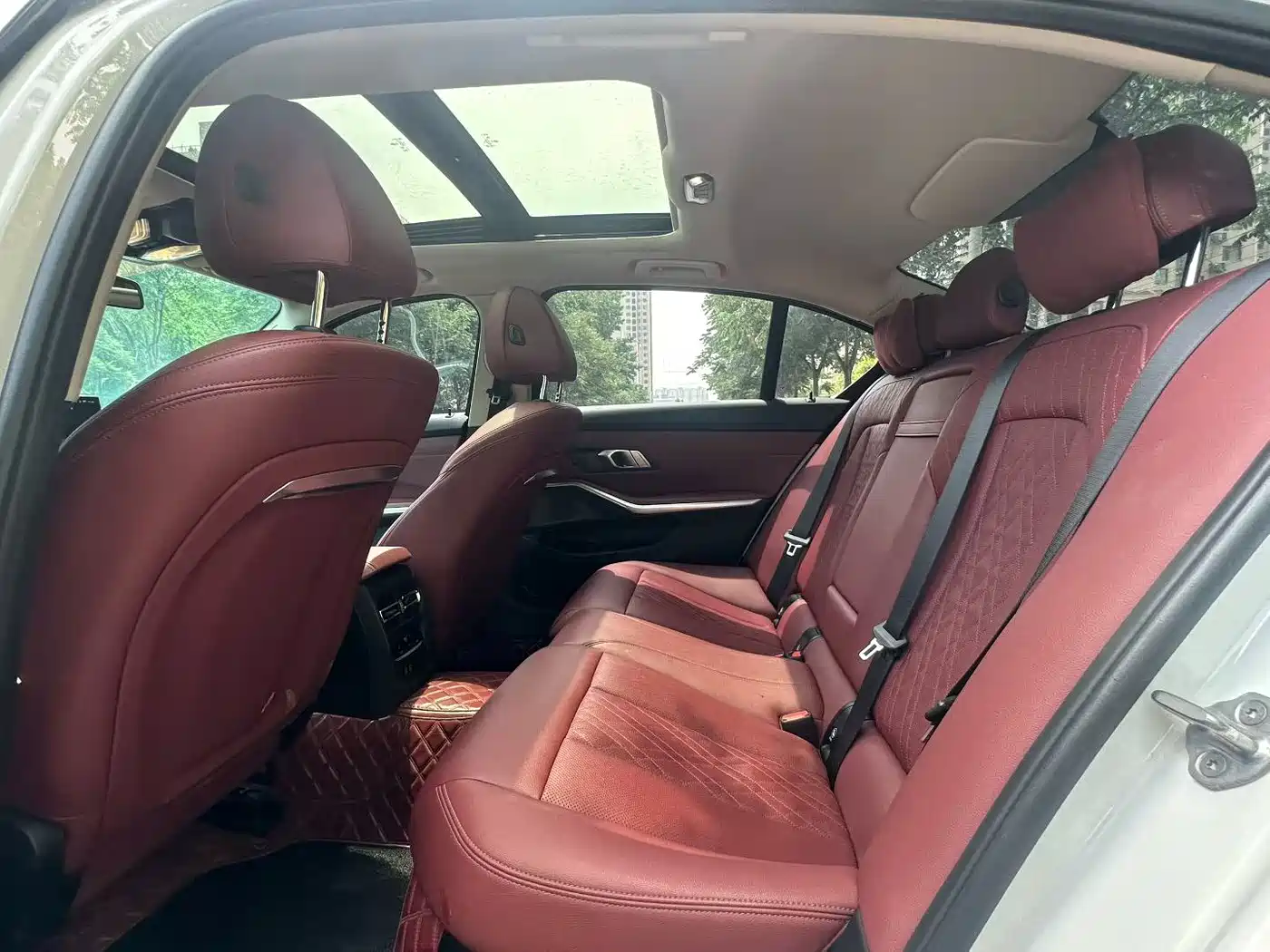 BMW 3 Series 2024 320Li M Sport Package фото 5