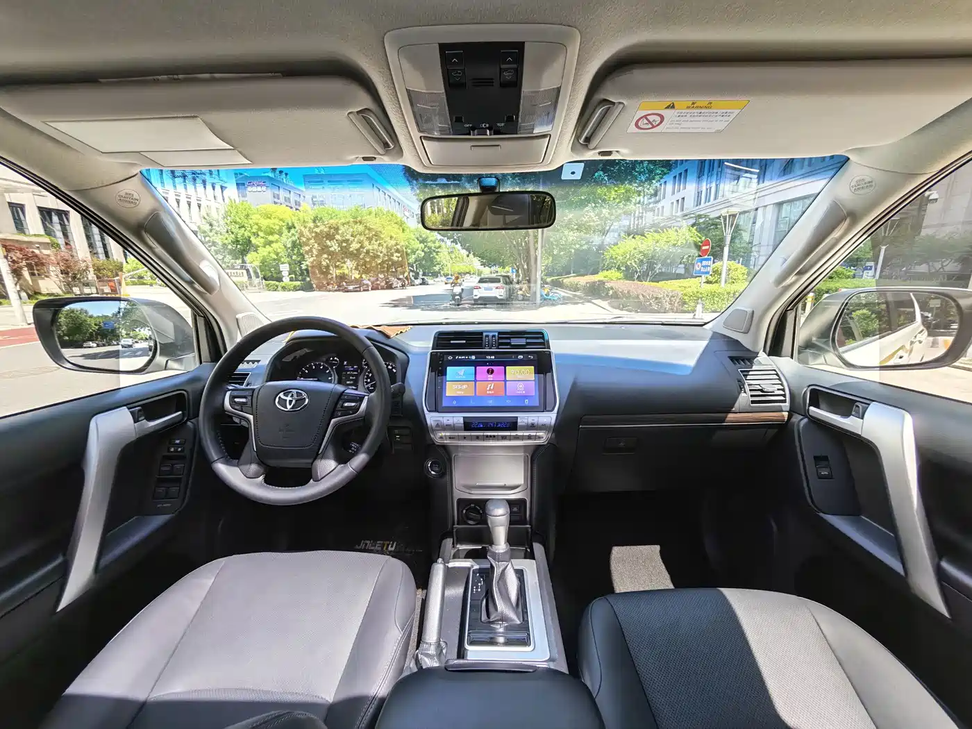 Toyota Prado 2018 3.5L Auto TX-L фото 12