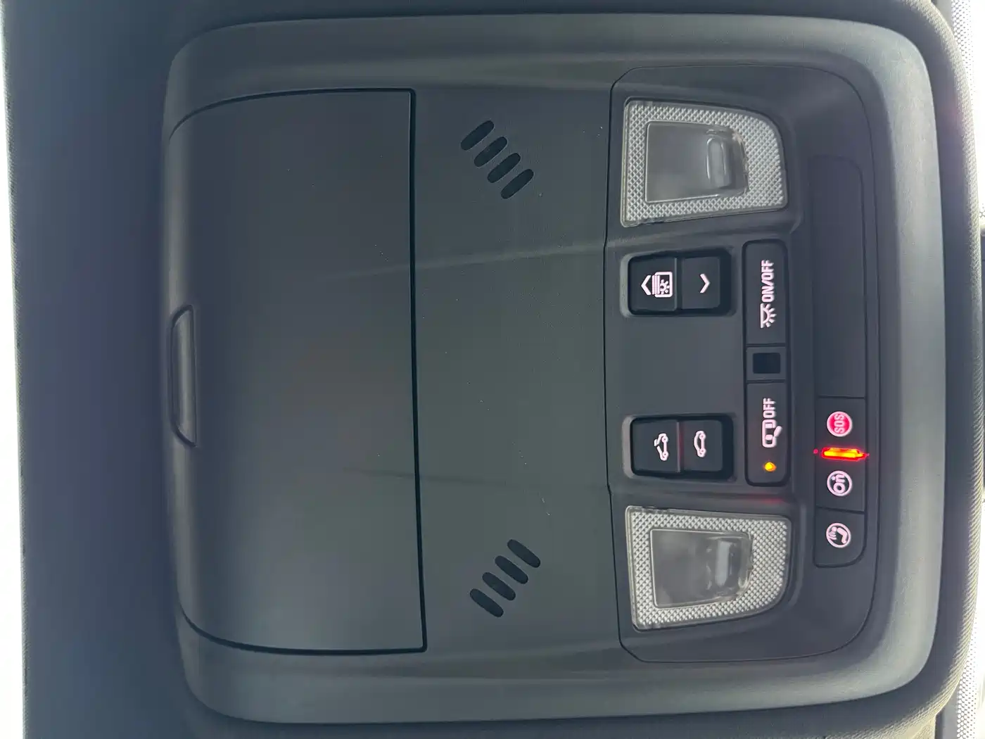Cadillac XT4 2020 28T FWD Leading Trim фото 31