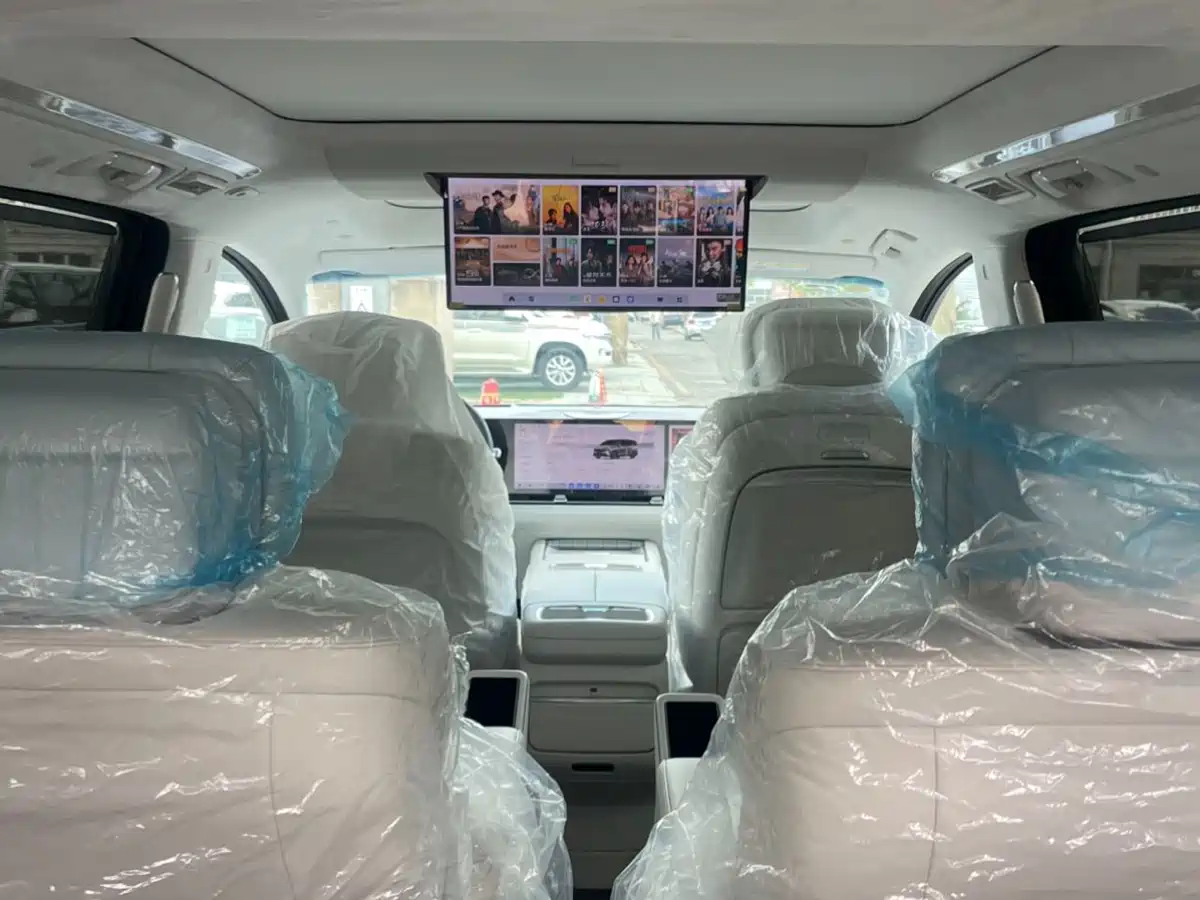 Buick Zhijing Shijia 2026 AWD Base Model фото 13