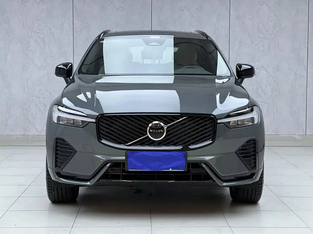 Volvo XC60 2025 2026 B5 AWD Zhiyuan Sport Edition