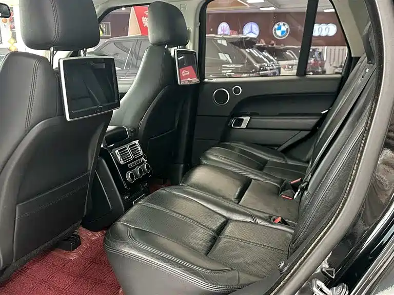 Land Rover Range Rover 2015 3.0 TDV6 Vogue фото 10