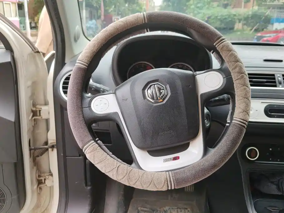 MG 3SW 2016 2015 1.5L AMT Elite