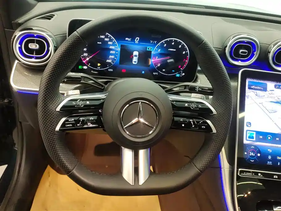 Mercedes-Benz C-Class 2024 Facelift III C 260 L Night Sport Edition фото 15