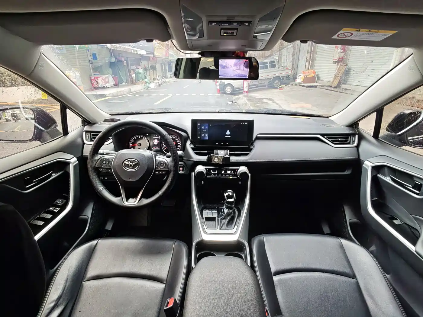 Toyota RAV4 Rongfang 2024 2.0L CVT FWD Urban Edition фото 8