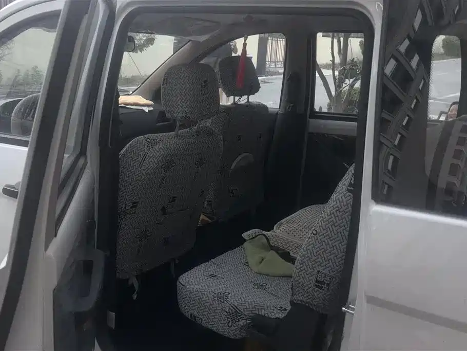 WULING AUTOMOBILE WULING HONGGUANG