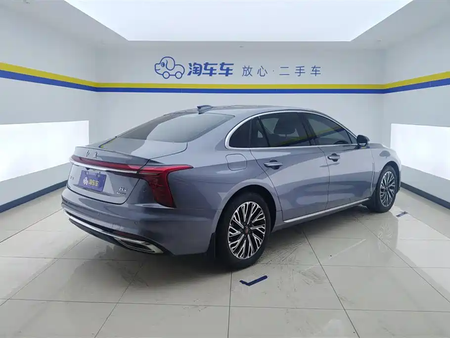 Hongqi H5 2024 2.0T Automatic Smart Connect Flag Smooth Edition фото 3