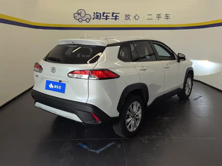 Toyota Corolla Cross 2024 Model 2.0L Pioneer Edition фото 3