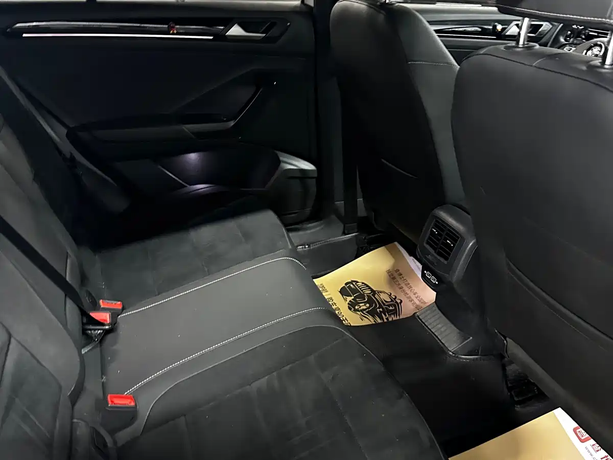Volkswagen T-ROC 2020 280TSI DSG 2WD Luxury фото 11