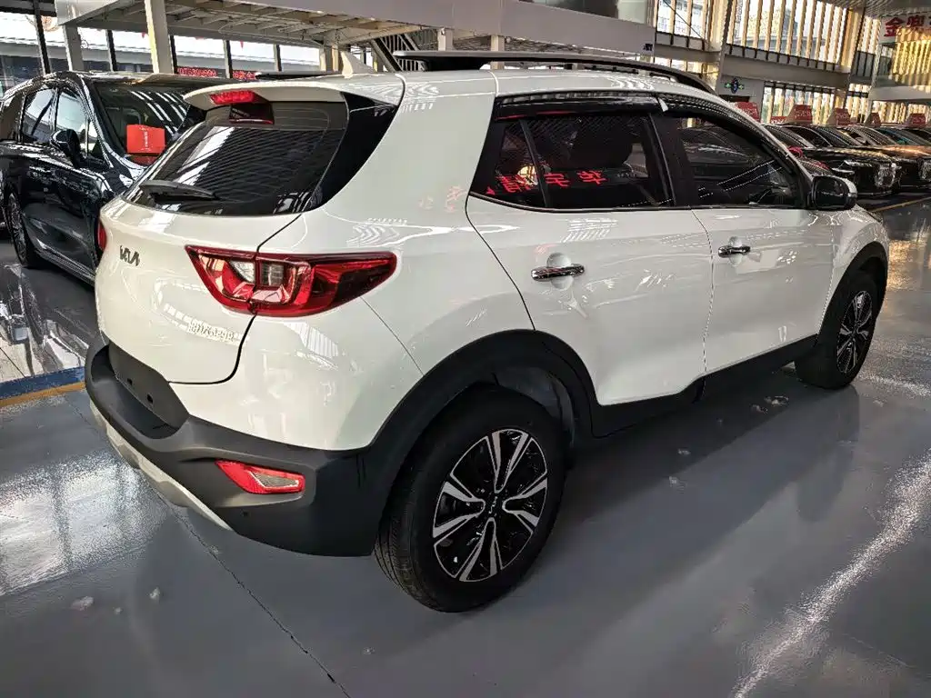 Kia KX1 2021 1.4L CVT Fun Edition фото 4