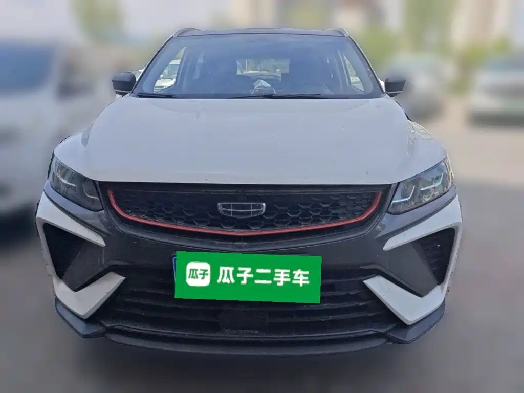 Фото 24 - Geely Coolray