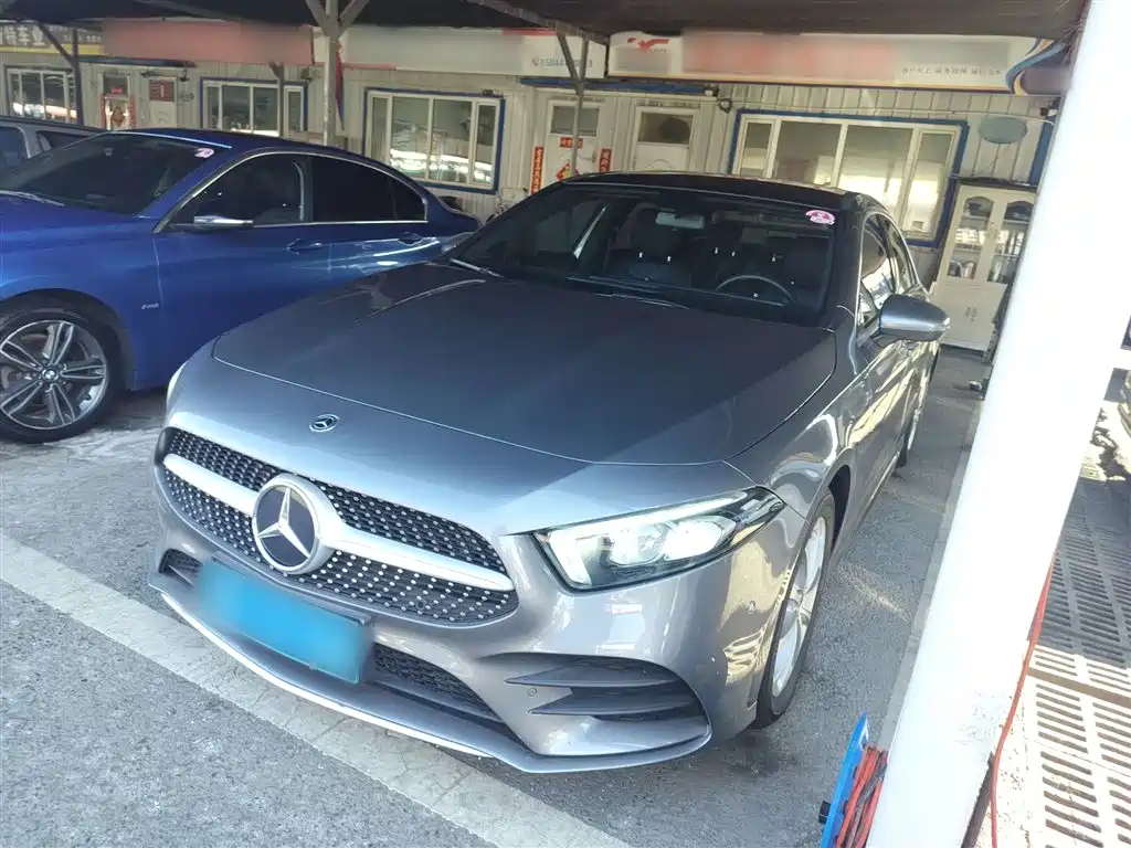 MERCEDES-BENZ CLASS A