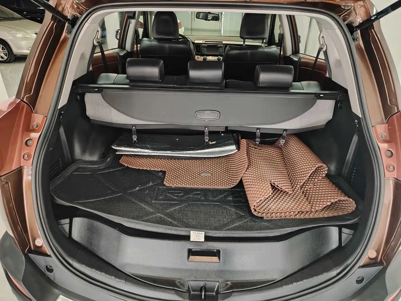 Toyota RAV4 Rongfang 2013 2.5L Auto 4WD Elite фото 24