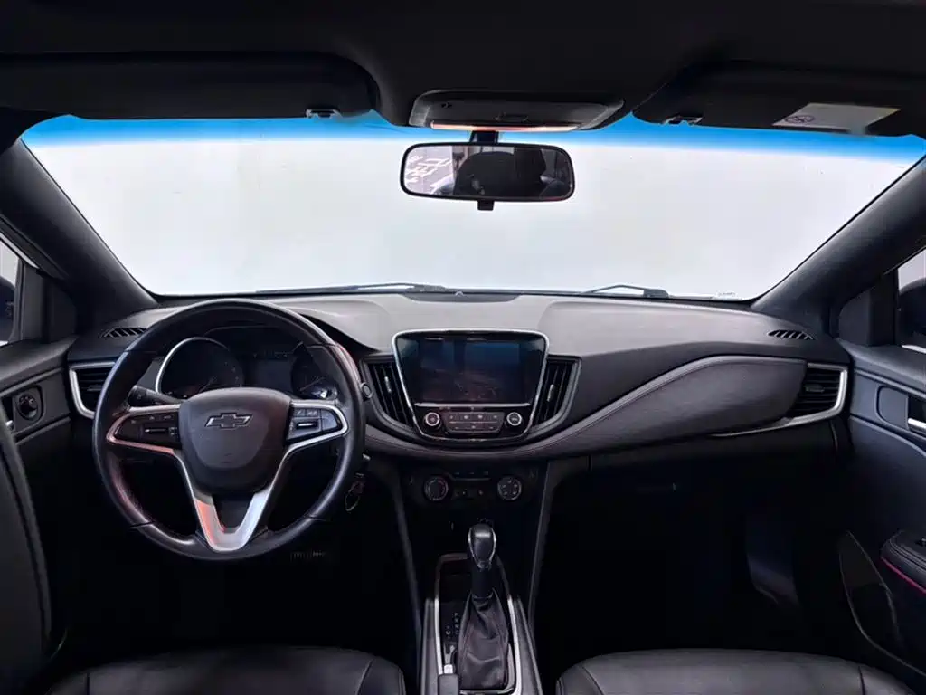 Chevrolet Monza 2020 Mild Hybrid RS 330T Automatic Smooth Edition фото 2