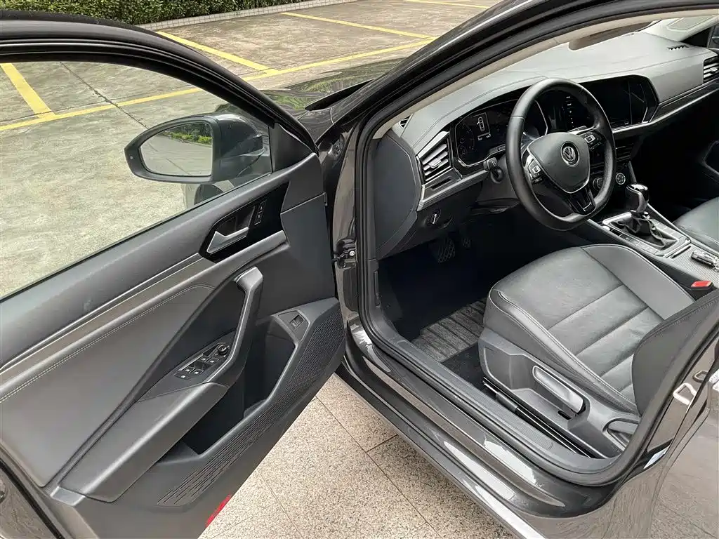 Volkswagen Sagitar 2021 200TSI DSG Comfort Smart Edition фото 6