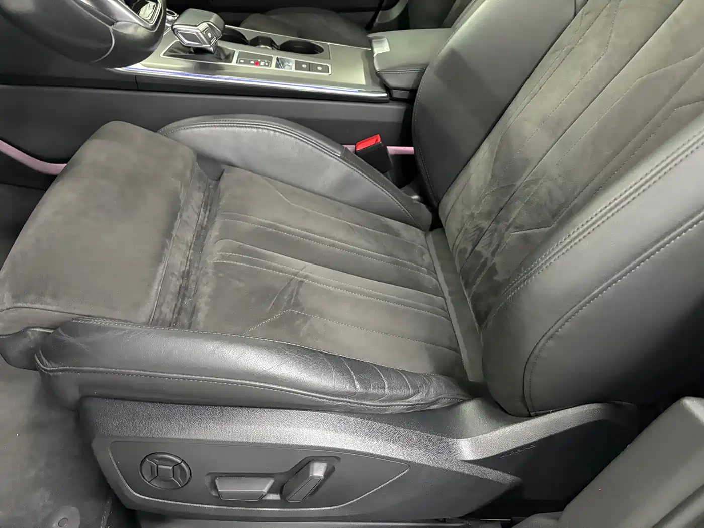 AUDI A6 (IMPORT)