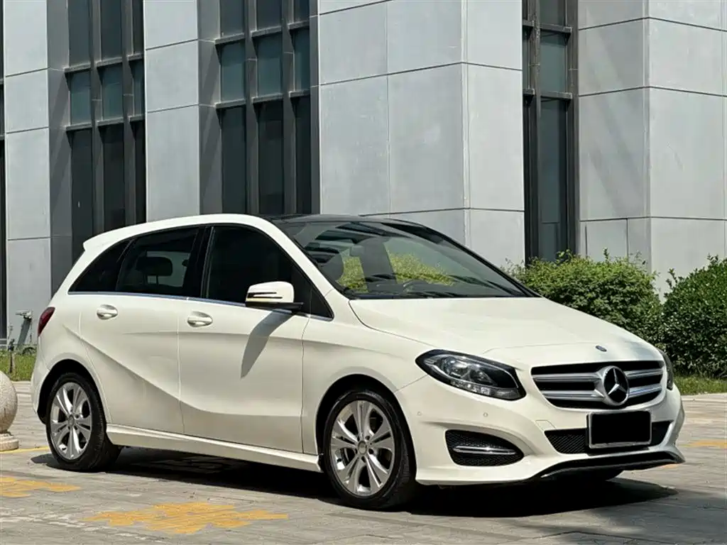 Mercedes-Benz B-Class 2017 B 200 Dynamic фото 6