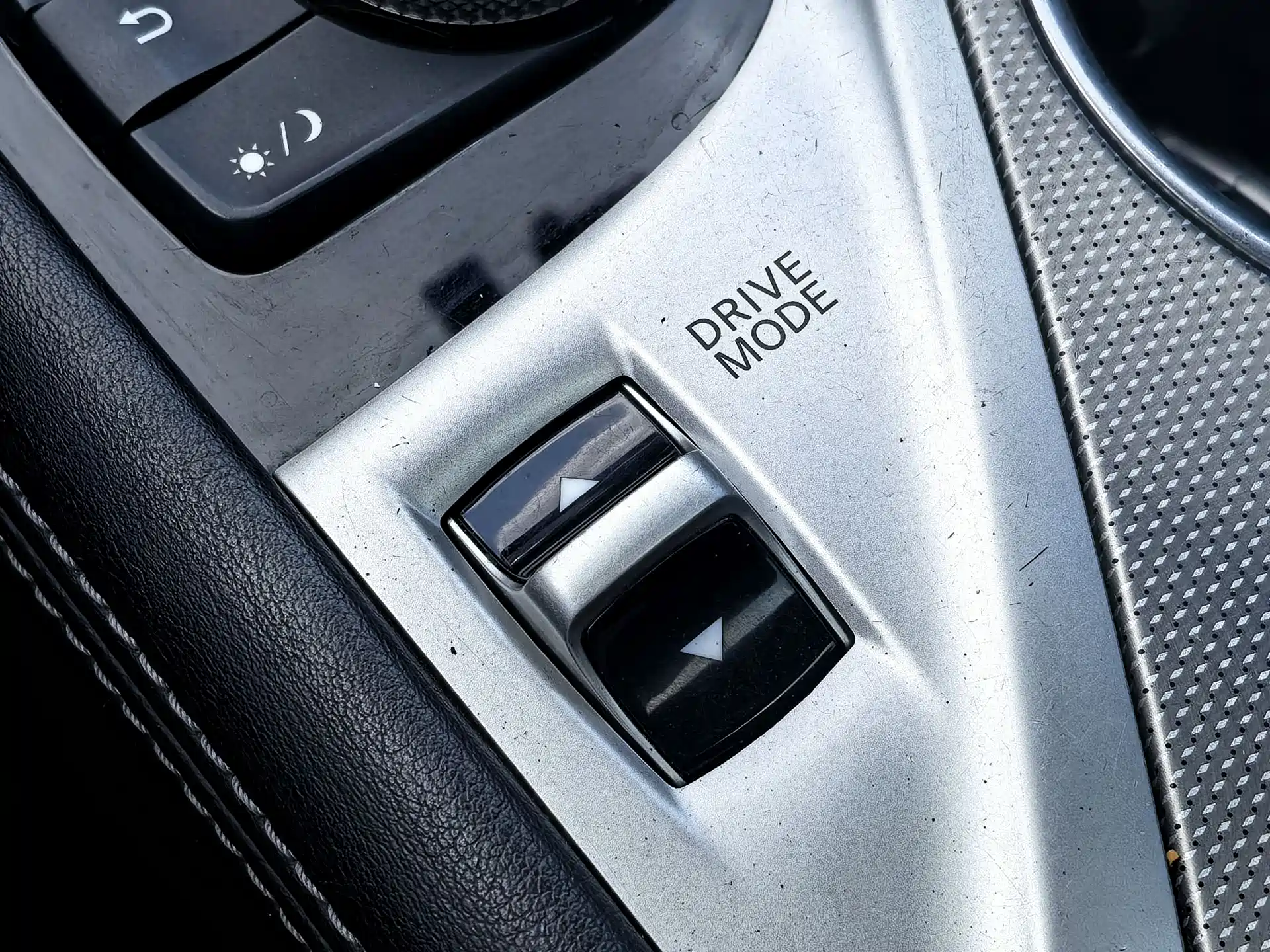 Фото 50 - Infiniti Q50L